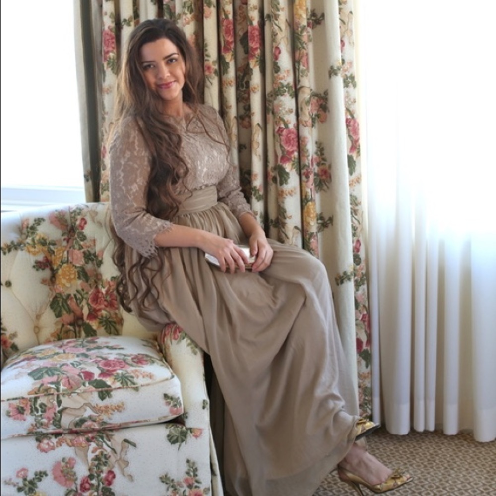 Tan Dainty Jewells dress worn 1 time for New Years. EXCELLENT CONDITION!